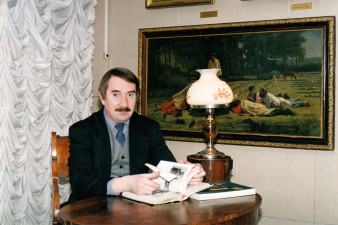 Владимир Воропанов за работой. Фото из личного архива.