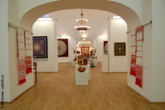 Центральный выставочный зал ВОКГ. Выставка «Современное искусство России»
