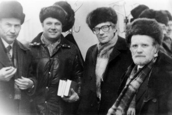 Рубцовские дни в Вологде. Слева направо: В. Оботуров, А. Грязев, В. Кожинов, В. Белов. Январь 1981