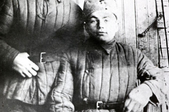 Виктор Астафьев и его фронтовой друг Пётр Герасимович Николаенко. Фото из архива семьи Астафьевых