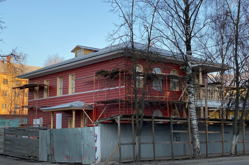 Реставрация дома Дружинина. Фото Владимира Новосёлова
