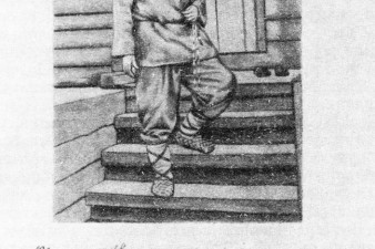 Н. Клюев на пороге своего дома, 1922 г.