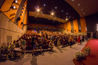 Кинотеатр «Ленком» перед церемонией закрытия VOICES в 2014 году
