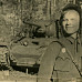 Лейтенант Сергей Орлов у своего танка, 1943. Кадр из фильма «Поэты Волховского фронта». Взят из группы vk.com/id302573288