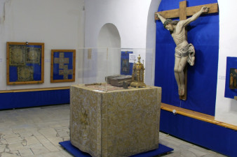 Экспозиция Музея церковной старины в Тотьме (храм во имя Успения Пресвятой Богородицы)