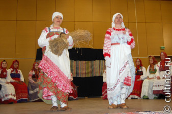 Традиционный народный костюм Вологодской области