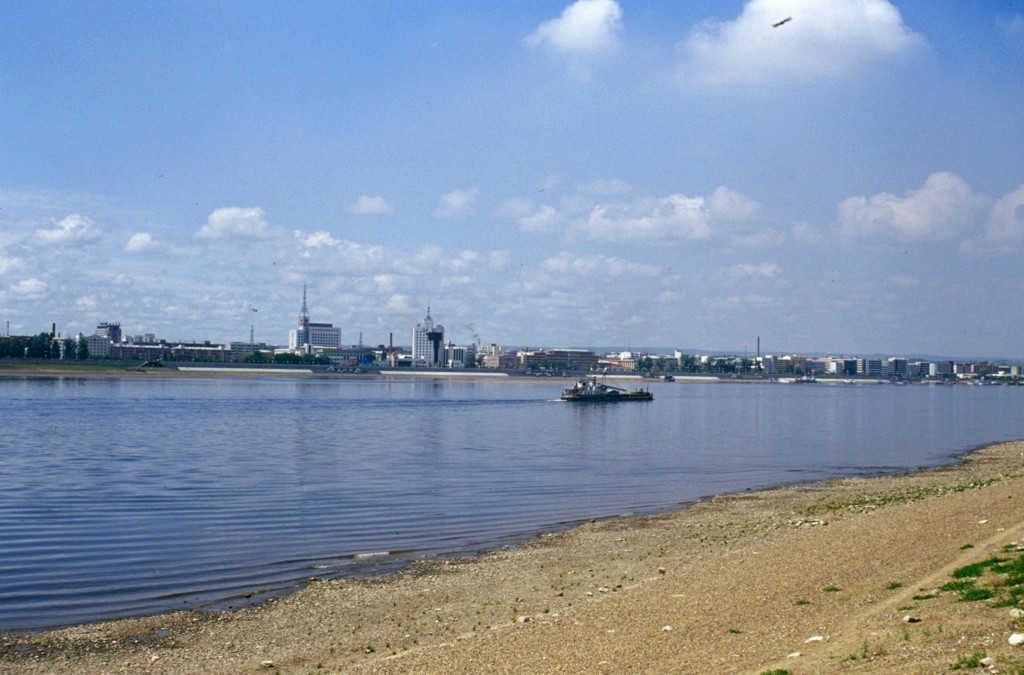 Города на берегу реки амур