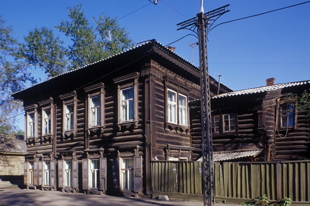 Иркутская дом 4
