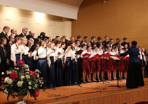 VI фестиваль «Покровские встречи» завершился большим концертом хоровых коллективов Вологды