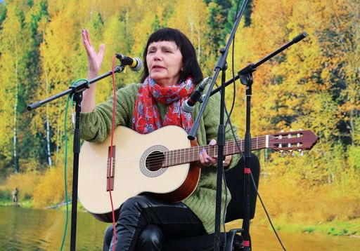 Музыкально-поэтический праздник у памятника Николаю Рубцову в девятнадцатый раз собрал поклонников творчества поэта
