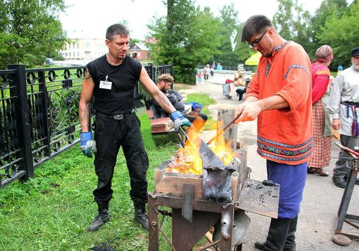 29 кузнецов из России и Финляндии показали свое мастерство на X фестивале кузнечного мастерства «Железное поле»