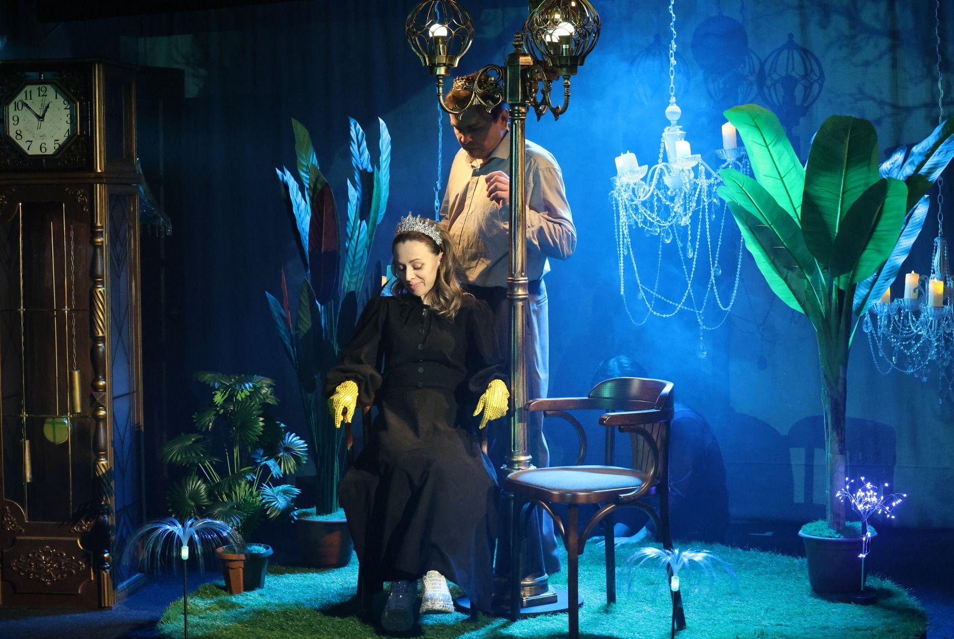 На сеансы сказкотерапии ждет взрослую публику театр кукол «Теремок»: новый спектакль  «Золушка. Триггер» раскрывает семейные секреты