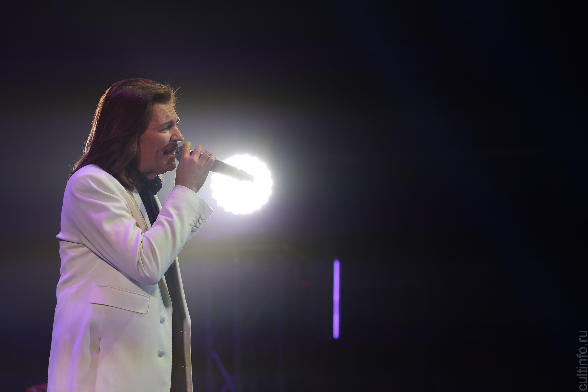 Более 2,5 тысяч вологжан побывало на бесплатном концерте Дмитрия Маликова