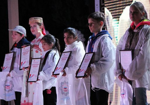 Большим праздничным концертом и награждением победителей завершился I Всероссийский детский фестиваль «Наследники традиций»