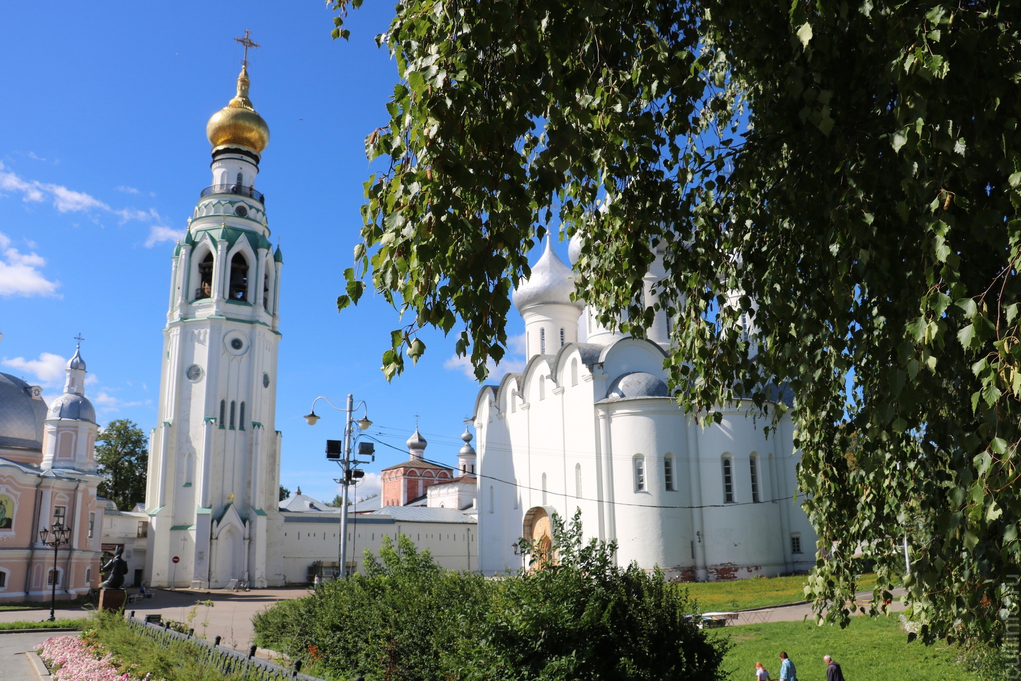 Идеи на выходные: «Город ремесел», 877-летие Вологды, обновленный Дом Петра I, «Дыхание улиц», «КиноВечоры», «Мода как искусство» и автобусные экскурсии