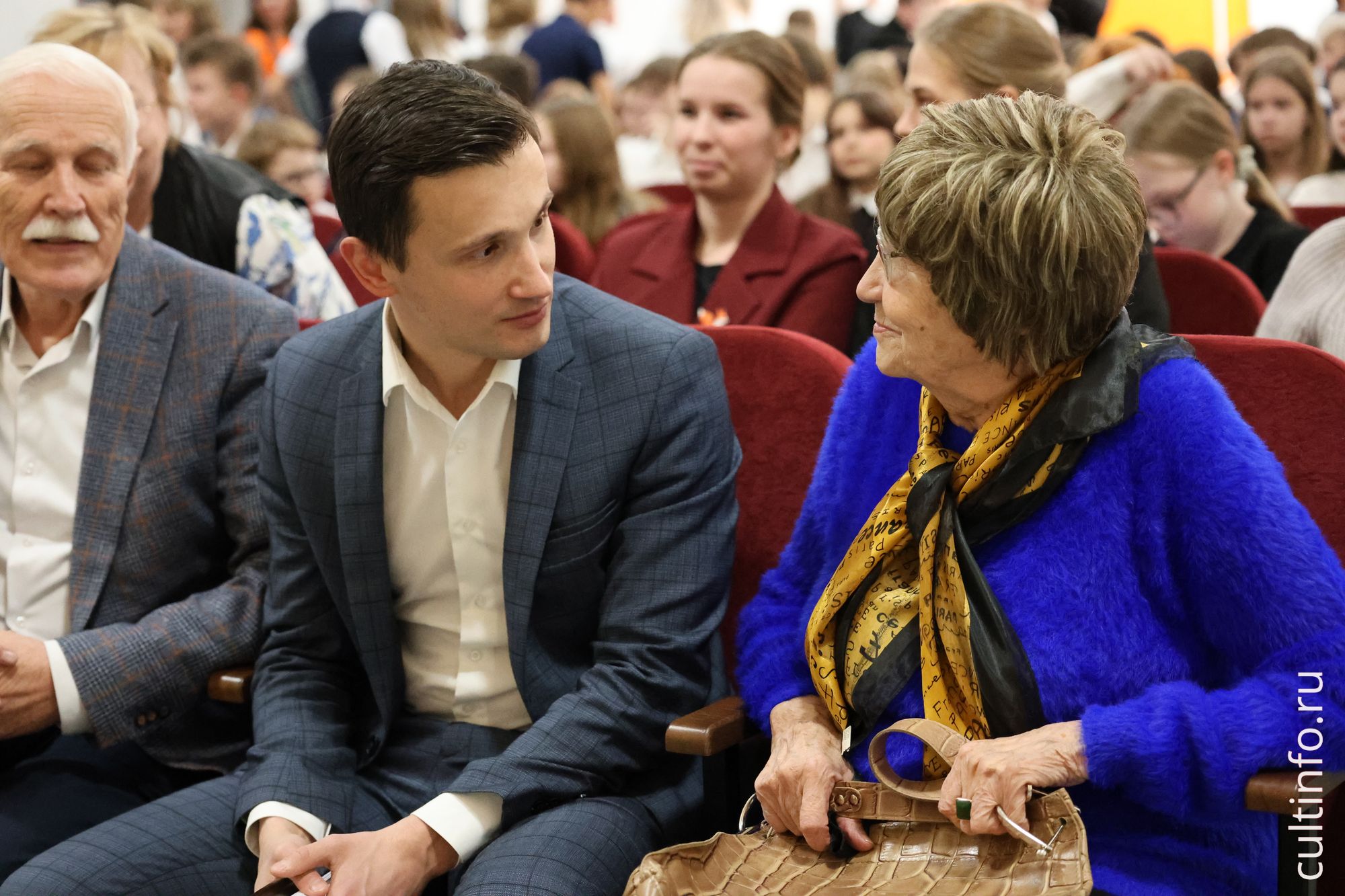 XII Всероссийские Беловские чтения открылись на Вологодчине школьным спектаклем «Такая война»