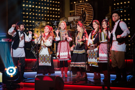 Народные мотивы и авторские песни сегодня исполнит для вологжан московская фолк-группа «Репа» 