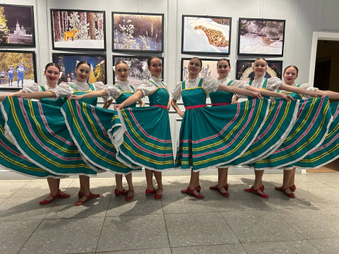 Танцы народов России и мира представит ансамбль «Весёлая планета» на концерте «От сердца к сердцу»