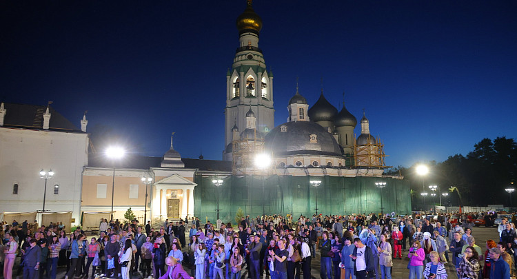 Девять площадок и семь тысяч посетителей: в Вологодском музее-заповеднике в девятнадцатый  раз прошла акция «Ночь музеев» 