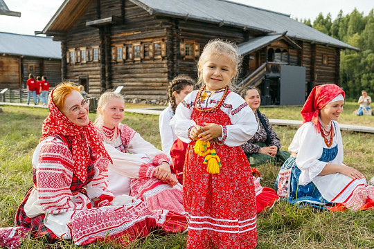Идеи на выходные: «Вологда.Фолк», «Открытое небо», «Вологда глазами Сталина», «Слово о граде Кириллове», фотовыставка в Доме Корбакова, ярмарки и праздники в городах и селах Вологодской области