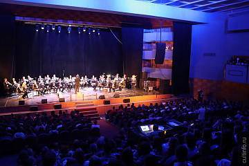 Концертную программу по поэме «Василий Теркин» представит духовой оркестр «Классик-модерн бэнд» и солисты