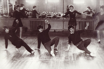 В год 85-летия Дворца творчества детей и молодежи Муниципальный архив Вологды рассказывает историю учреждения