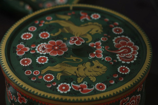 «Золотое зерно традиций»: выставка студии «Вологодские росписи» откроется в Центре ремесел