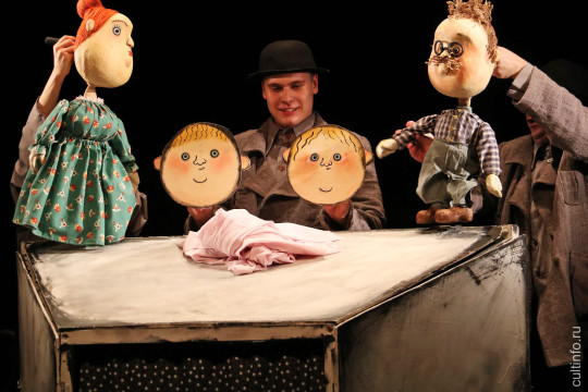 Спектакль по стихотворению Хармса «Плих и Плюх» появился в театре кукол «Теремок»