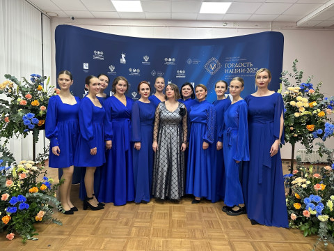 На «Большой весенний концерт» в Городском Дворце культуры приглашает 7 марта студия эстрадного вокала «Солнечный круг» 