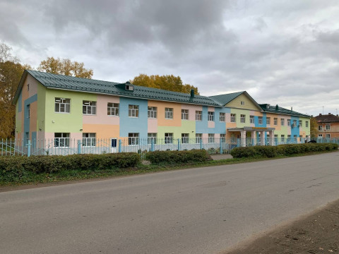 Лучшую детскую школу искусств и  лучшего  преподавателя  ДШИ  выбрали в Вологодской области