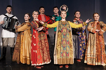  «Дело молодое»: ансамбль «Солнцеворот» представит премьеру музыкального фольклорного действа о любви по пьесе историка-драматурга Дмитрия Мухина