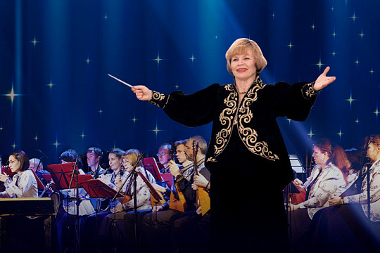 В 80 лет за дирижерским пультом: концертами в Вологде и Череповце отметит юбилей Галина Перевозникова
