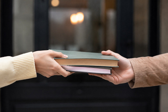 Принеси книгу – унеси книгу: бесплатная книжная ярмарка пройдет в областной библиотеке на выходных