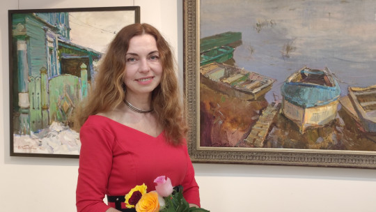 «50» – юбилейная выставка живописца Ольги Карпачёвой открылась в картинной галерее