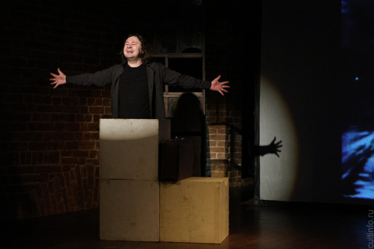 Спектакль о Николае Рубцове привез в Вологду Архангельский музыкальный театр