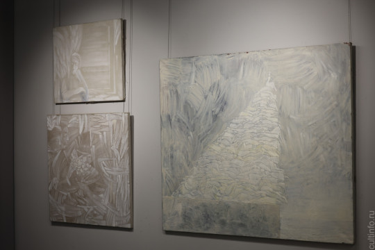 Выставку Сергея Радюка «Новое на белом» и коллекцию творческого объединения «Солнечный квадрат» можно увидеть в картинной галерее 