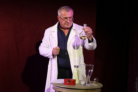 «Алхимию» чувств и эмоций сотворил в своем новом спектакле Всеволод Чубенко