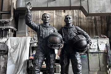 Памятник космонавтам Юрию Гагарину и Павлу Беляеву торжественно откроют в Вологде 25 июля