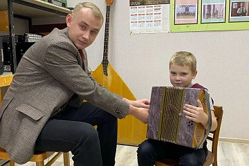 14 специалистов сферы культуры и искусства в 2026 году получат миллион за трудоустройство на селе: на Вологодчине стартовал прием заявок «Земского работника культуры»