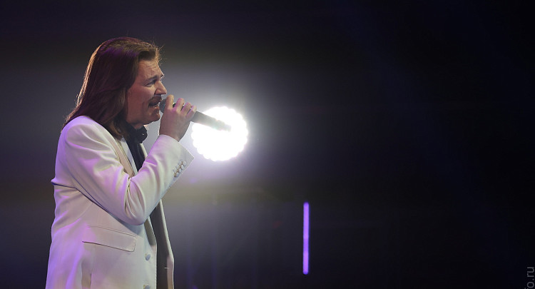 Более 2,5 тысяч вологжан побывало на бесплатном концерте Дмитрия Маликова