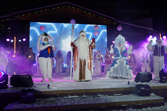 В новогоднюю ночь Дед Мороз ждет гостей на Вотчине