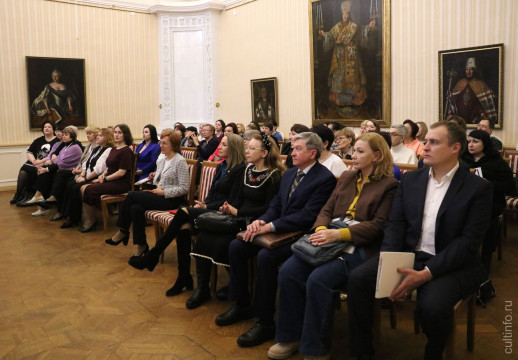 Лучших экскурсоводов области чествовали сегодня в Вологодском кремле