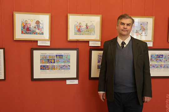 Сказочные сюжеты представил на выставке в Доме Корбакова художник из Сокола Марат Брызгалов