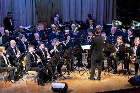 Оркестр «Классик-модерн бэнд» и петербургская певица Ольга Черемных представят вологжанам программу «Страницы русской классики»