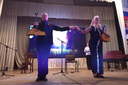 В канун юбилея Победы вологодские музыканты преподнесли творческий подарок Алчевску 