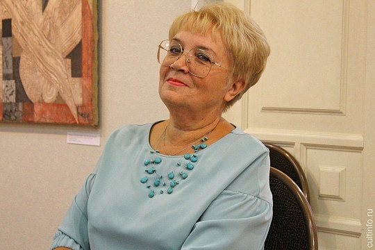 Искусствовед Ирина Балашова представит вологжанам книгу «Счастливое детство»