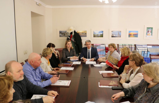 Трем вологжанам присвоено звание «Мастер народных художественных промыслов области»