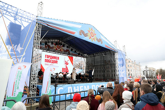 12-часовая концертная программа проходит в Вологде в юбилейный День Победы