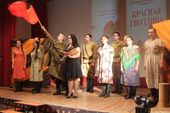 Презентация альманаха «Красная гвоздика» при участии кирилловских студентов