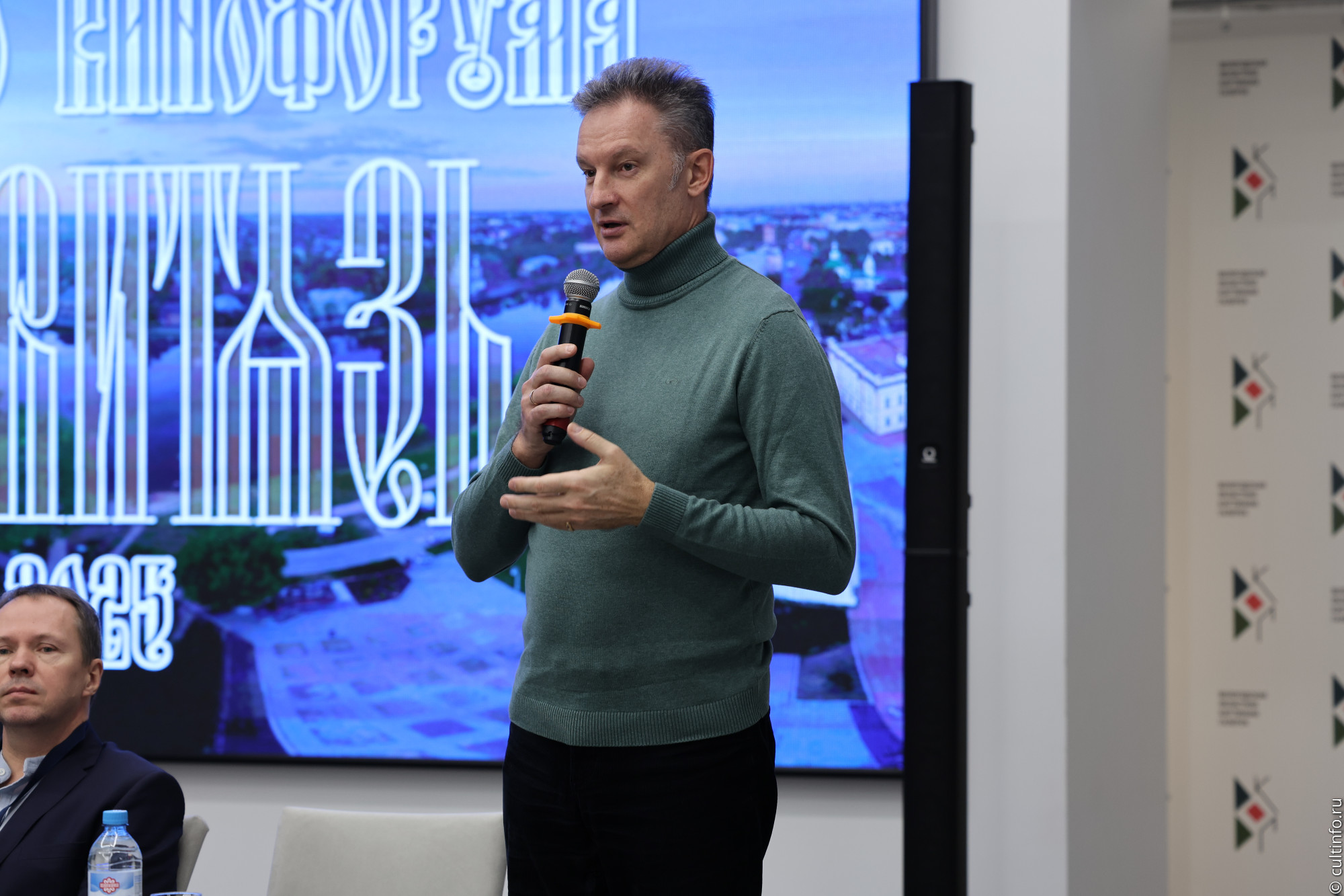 Георгий Сафонов